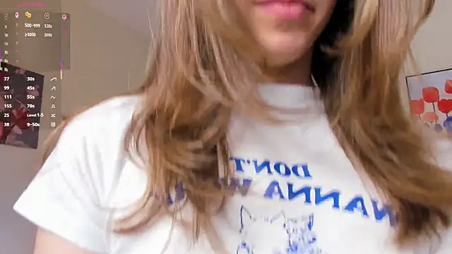 Snapshot of sweet_and_flirt chatting on 12/21/25, 07:21 sweet and flirt online show from 12/21/25, 07:21