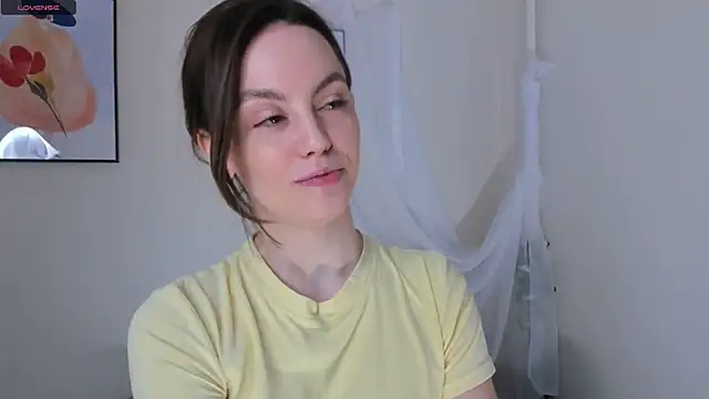 Snapshot of sweet_and_flirt chatting on 03/03/26, 06:53 sweet and flirt online show from 03/03/26, 06:53