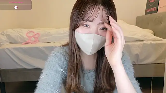 yura ra ra online show from 05/08/26, 01:15