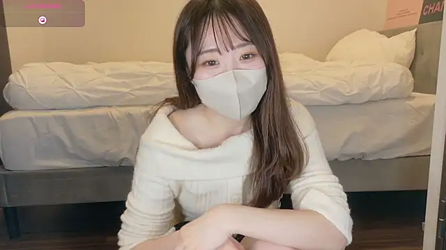 yura ra ra online show from 04/18/26, 01:13