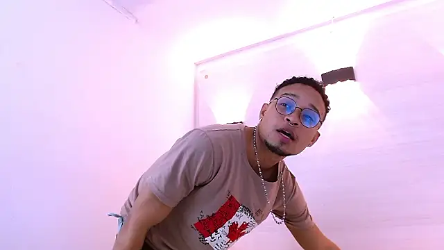 Snapshot of Jayden_Morris chatting on 01/14/26, 02:59 Jayden Morris online show from 01/14/26, 02:59