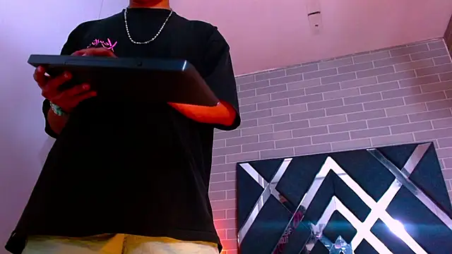 Snapshot of Jayden_Morris chatting on 02/05/26, 07:21 Jayden Morris online show from 02/05/26, 07:21