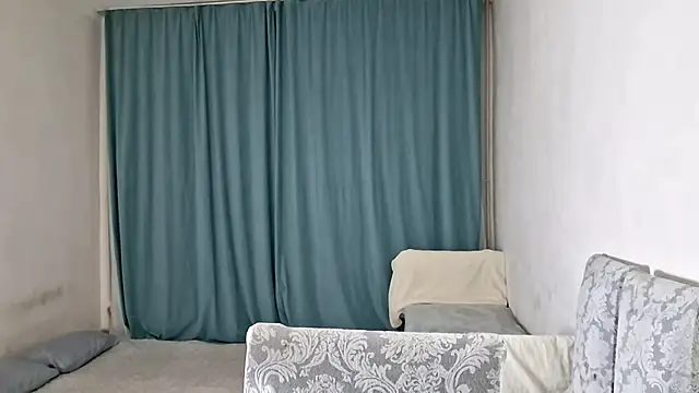 Lyndasilk online show from 04/21/26, 03:29
