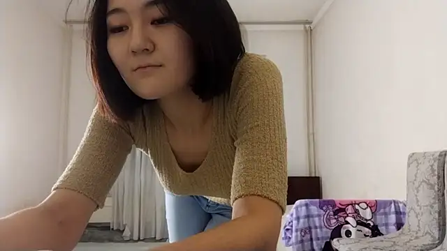 Lyndasilk online show from 12/01/25, 04:19