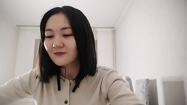 Lyndasilk online show from 11/12/25, 02:10