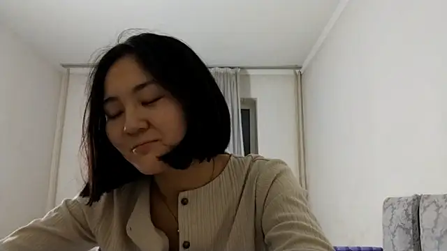 Lyndasilk online show from 11/27/25, 03:34