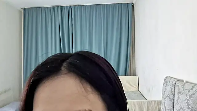 Lyndasilk online show from 04/19/26, 04:19