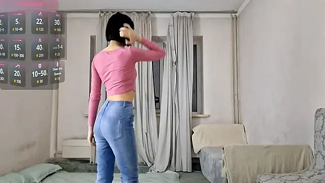 Lyndasilk online show from 02/05/26, 03:30