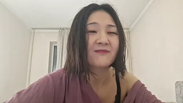 Lyndasilk online show from 03/02/26, 03:30