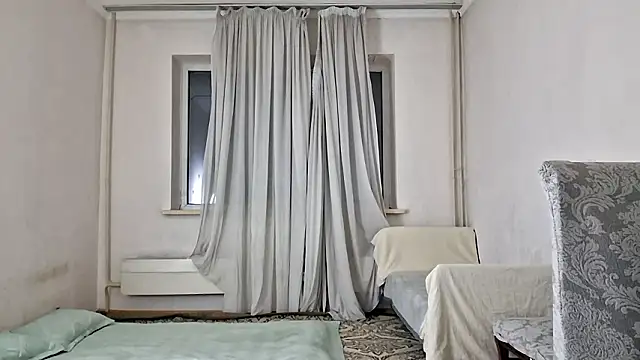 Lyndasilk online show from 03/15/26, 04:25