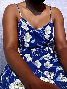 Snapshot of Mishel_hot chatting on 10/11/25, 10:22 Mishel hot online show from 10/11/25, 10:22