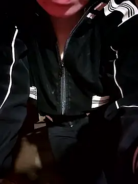 LeanaLy online show from 12/16/25, 12:31