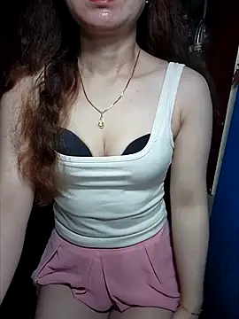 LeanaLy online show from 11/09/25, 12:14