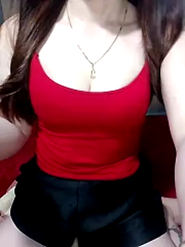 LeanaLy online show from 04/09/26, 01:18