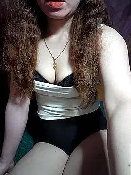 LeanaLy online show from 10/27/25, 01:50