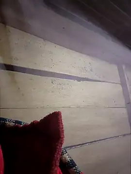 LeanaLy online show from 12/02/25, 03:25