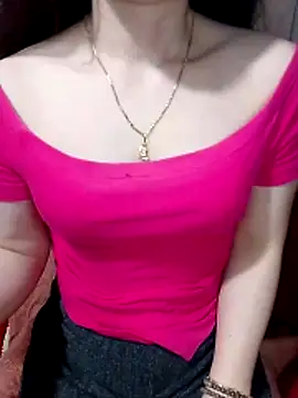 LeanaLy online show from 04/12/26, 02:42