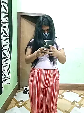 Snapshot of PG_girl_12th chatting on 10/13/25, 08:10 PG girl 12th online show from 10/13/25, 08:10