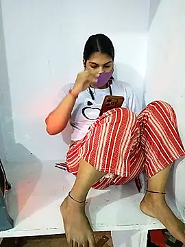 PG girl 12th online show from 11/14/25, 08:07