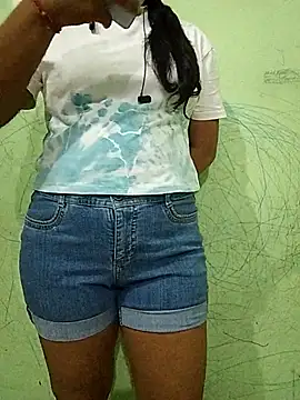 Snapshot of PG_girl_12th chatting on 10/14/25, 05:13 PG girl 12th online show from 10/14/25, 05:13