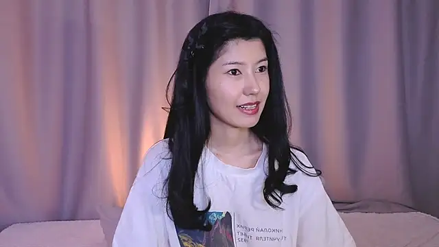 Snapshot of sunarinsun chatting on 04/28/26, 10:58 sunarinsun online show from 04/28/26, 10:58