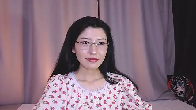 Snapshot of sunarinsun chatting on 05/21/26, 06:16 sunarinsun online show from 05/21/26, 06:16