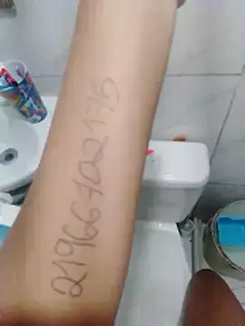 Camilanifeta online show from 12/19/25, 08:44