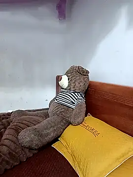 Snapshot of Labi2k chatting on 11/16/25, 04:28 Labi2k online show from 11/16/25, 04:28