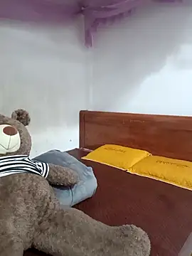 Snapshot of Labi2k chatting on 10/21/25, 08:19 Labi2k online show from 10/21/25, 08:19