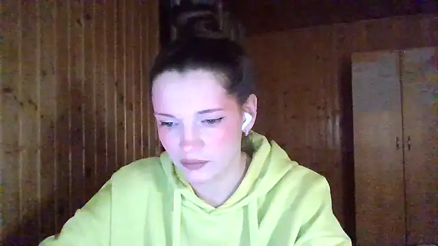 AmeliieLaFleur online show from 03/04/26, 07:32