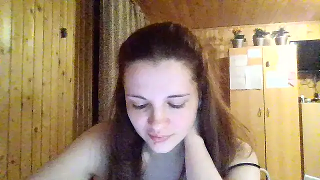 AmeliieLaFleur online show from 04/08/26, 07:04