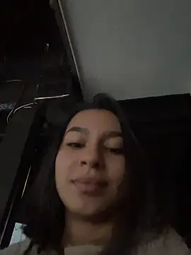 AlyssaRay online show from 03/03/26, 11:17