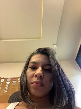 AlyssaRay online show from 02/05/26, 06:37