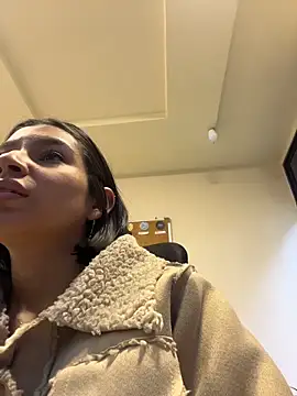 AlyssaRay online show from 02/15/26, 04:28