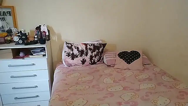 CllarinhaCortes online show from 02/20/26, 03:25