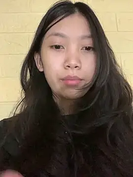 linh-lan1 online show from 10/22/25, 05:01