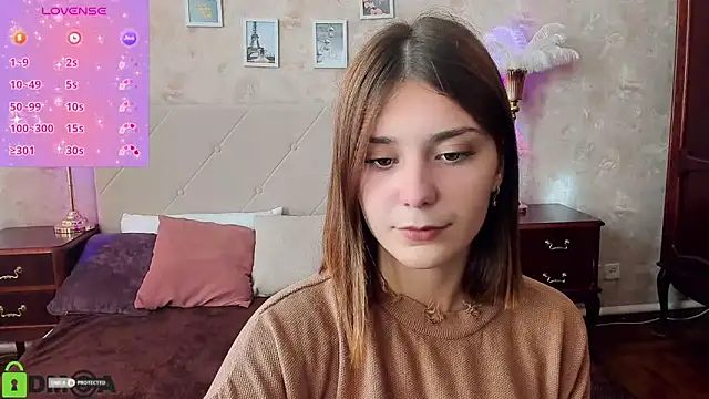 Snapshot of MargoChill chatting on 10/16/25, 01:19 MargoChill online show from 10/16/25, 01:19