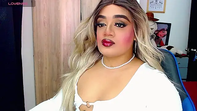 Sofiabigcock22 online show from 01/12/26, 05:31