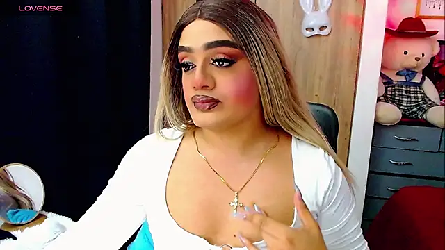 Sofiabigcock22 online show from 12/23/25, 04:56