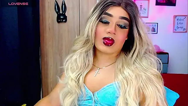 Sofiabigcock22 online show from 12/16/25, 03:55