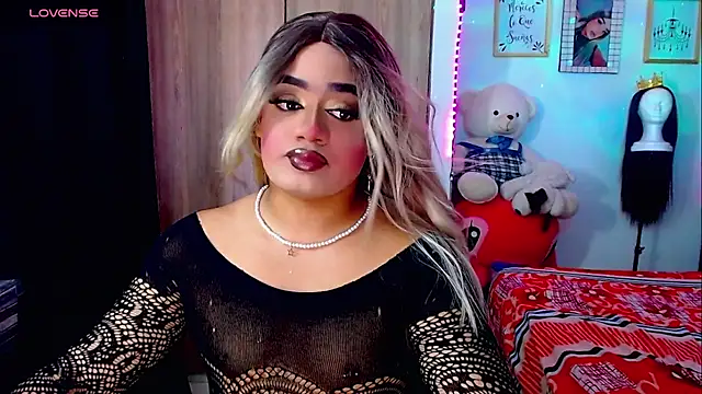 Sofiabigcock22 online show from 02/17/26, 12:02