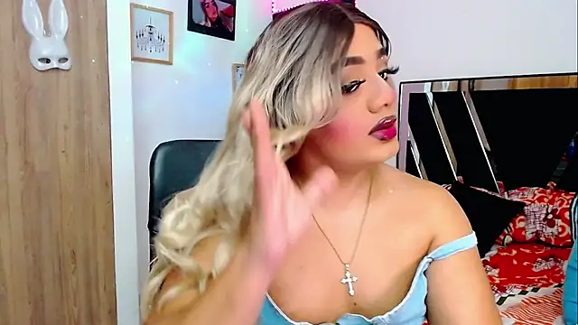 Sofiabigcock22 online show from 12/03/25, 10:36