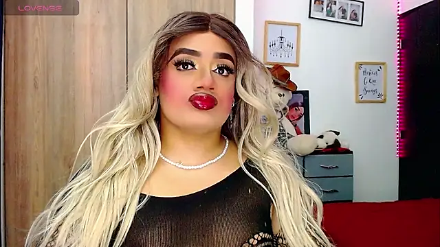 Sofiabigcock22 online show from 01/09/26, 10:39