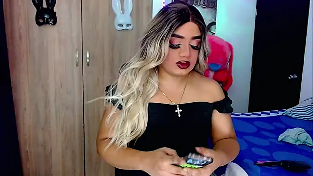 Sofiabigcock22 online show from 10/27/25, 11:11