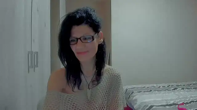 SweetSin40 online show from 12/15/25, 08:25