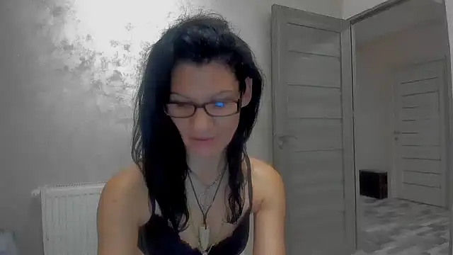 Snapshot of SweetSin40 chatting on 01/08/26, 08:09 SweetSin40 online show from 01/08/26, 08:09