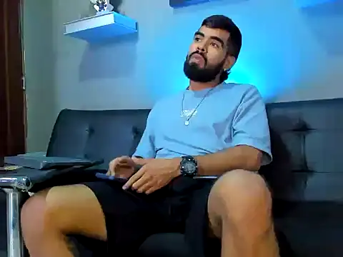 black kameron  online show from 11/11/25, 05:08