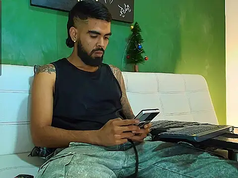 black kameron  online show from 11/26/25, 02:11