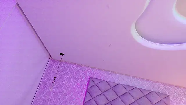 CARO ADAMS1 online show from 12/03/25, 11:09