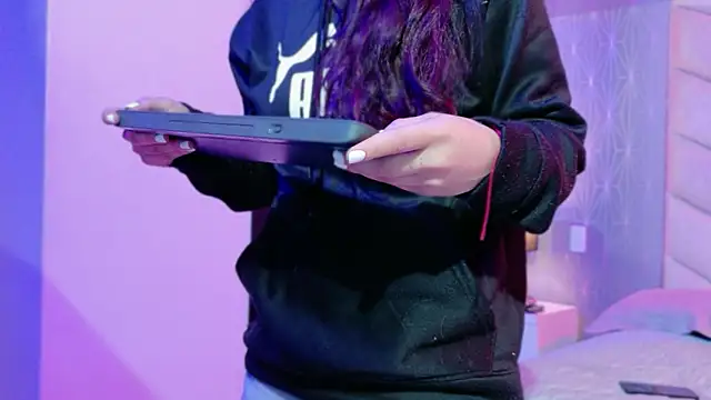 CARO ADAMS1 online show from 01/15/26, 11:46